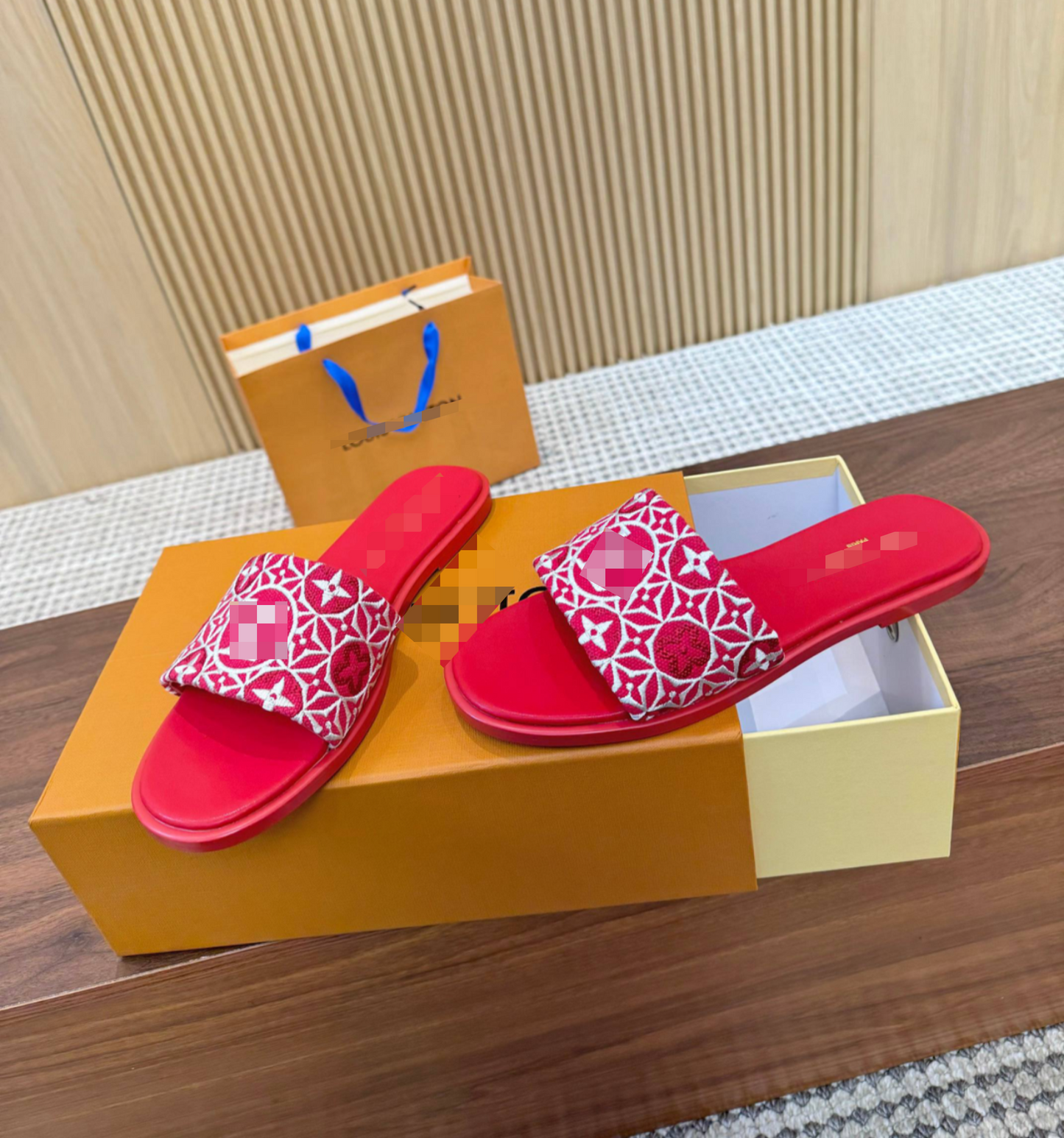 LousV Sandals Styles