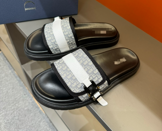 Dor Sandals